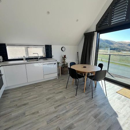 Loft 57 Apartment Лейк Текапо Екстериор снимка